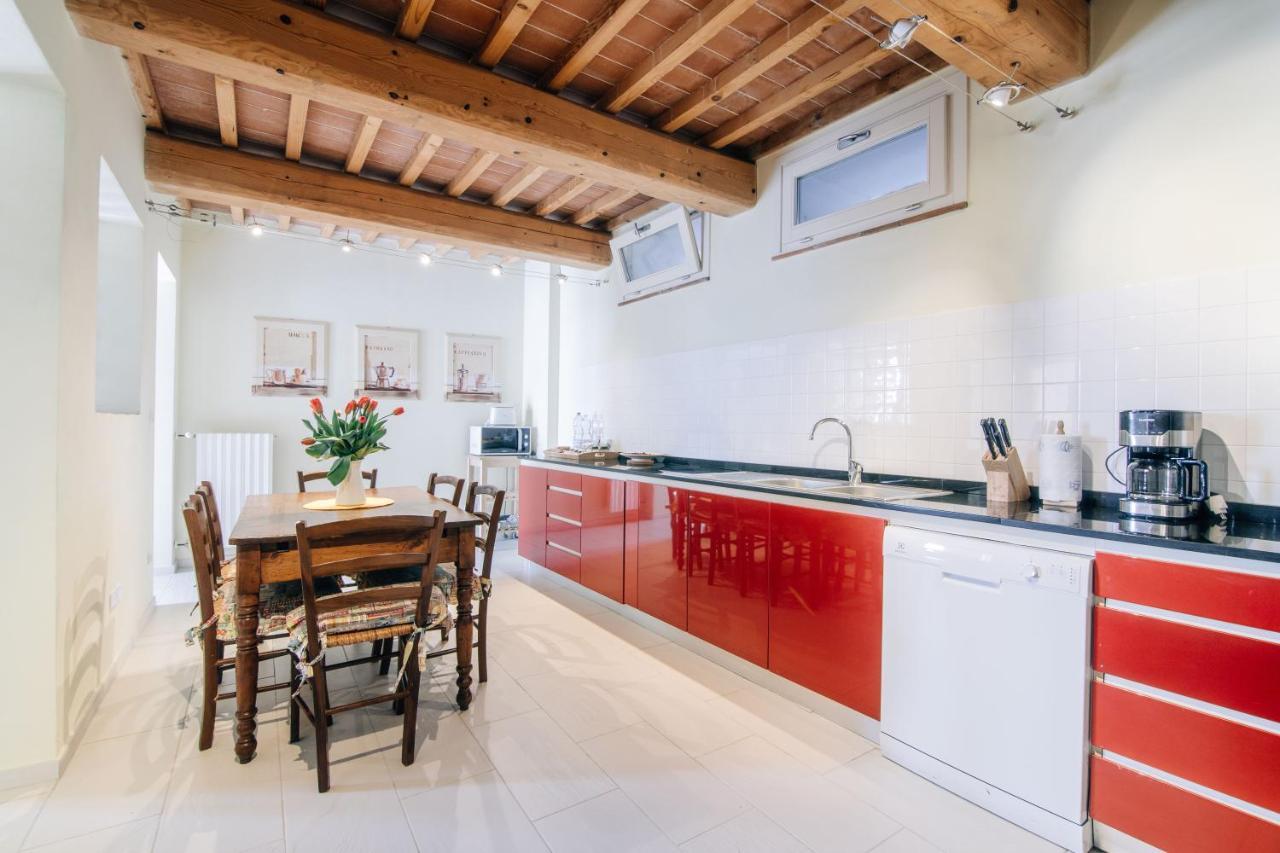 Holiday Home Il Borgo Degli Agrumi Uzzano Eksteriør bilde