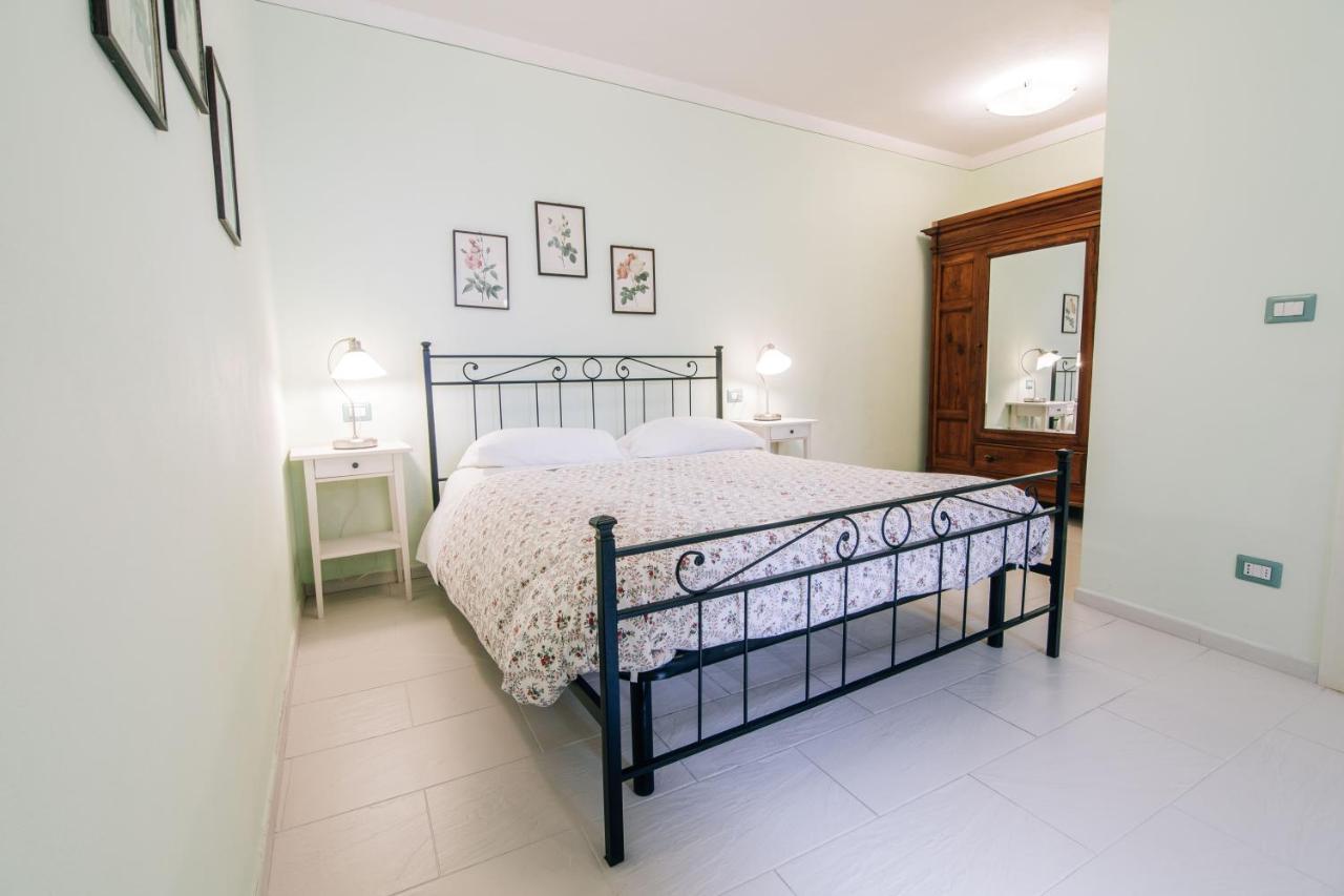 Holiday Home Il Borgo Degli Agrumi Uzzano Eksteriør bilde