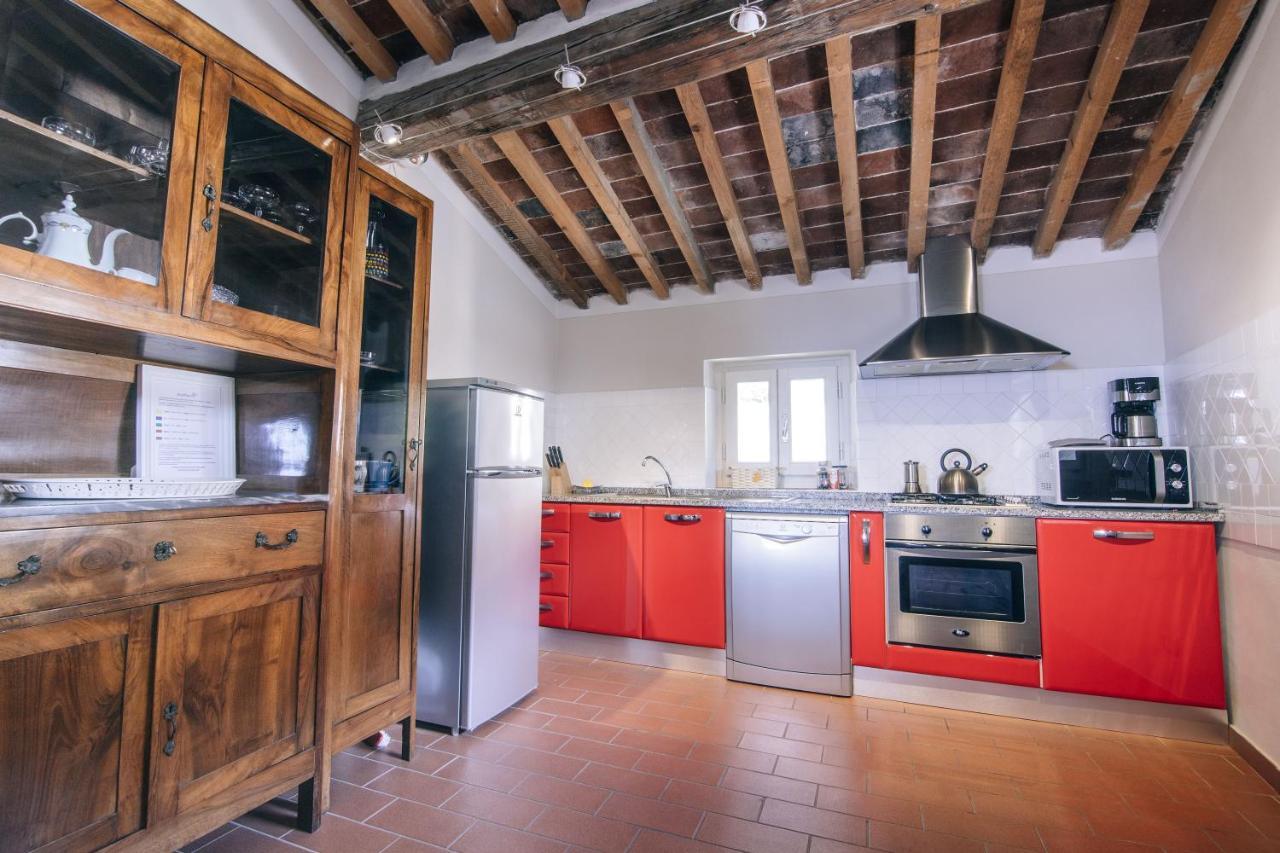 Holiday Home Il Borgo Degli Agrumi Uzzano Eksteriør bilde