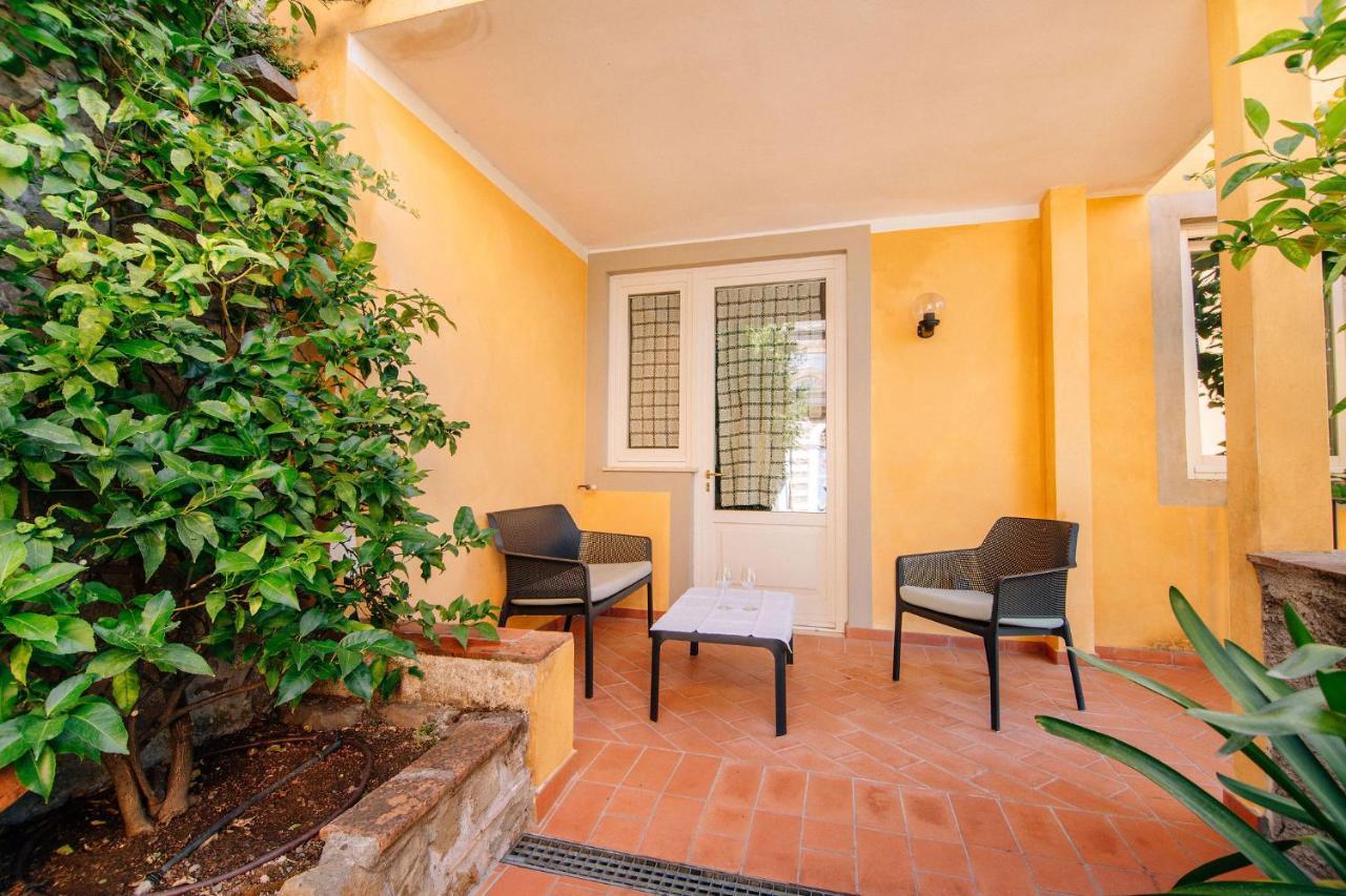 Holiday Home Il Borgo Degli Agrumi Uzzano Eksteriør bilde