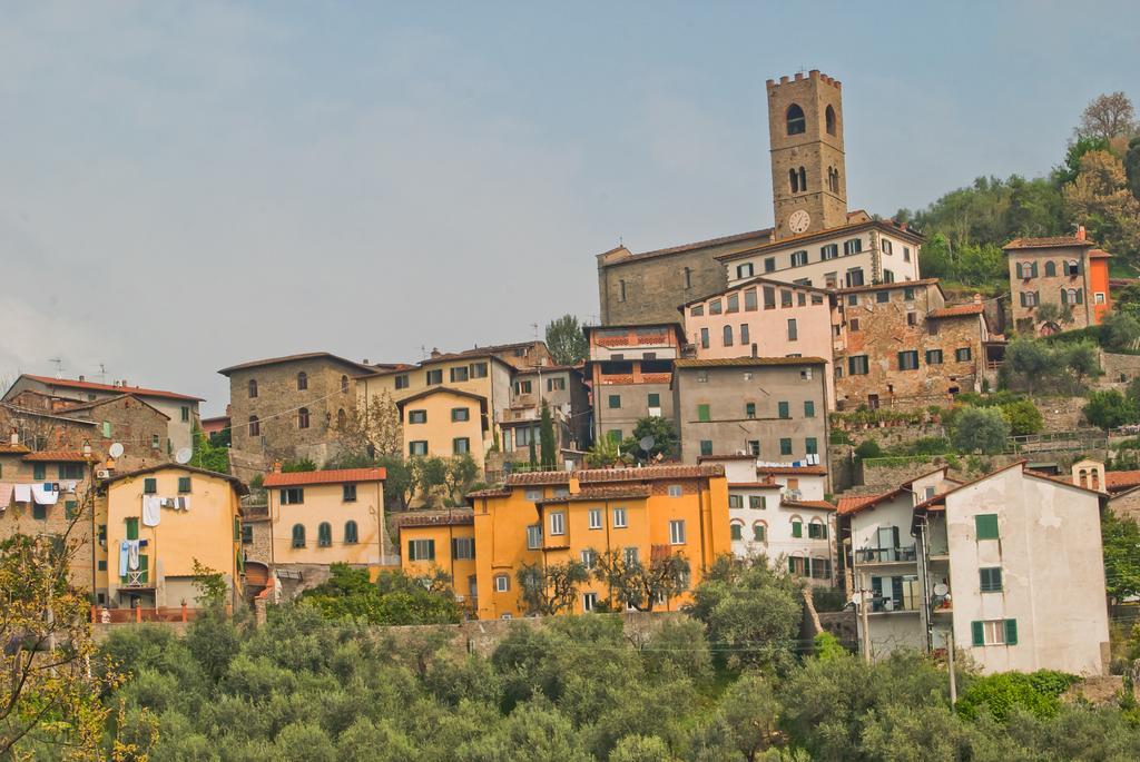 Holiday Home Il Borgo Degli Agrumi Uzzano Eksteriør bilde